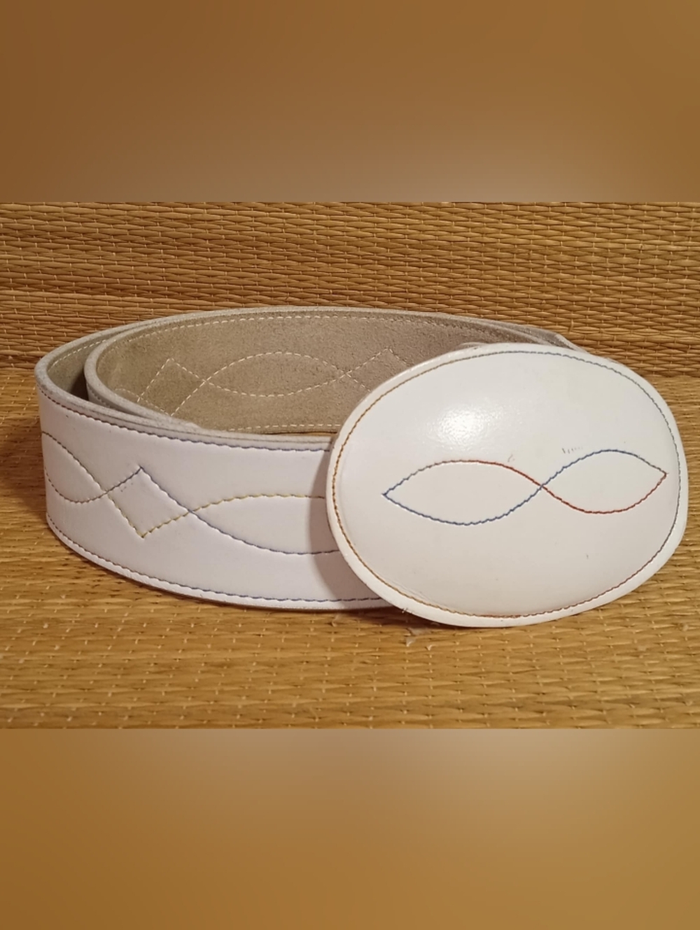 Latitan White Leather Belt with Oval Buckle and Multicolor Stitching Vintage